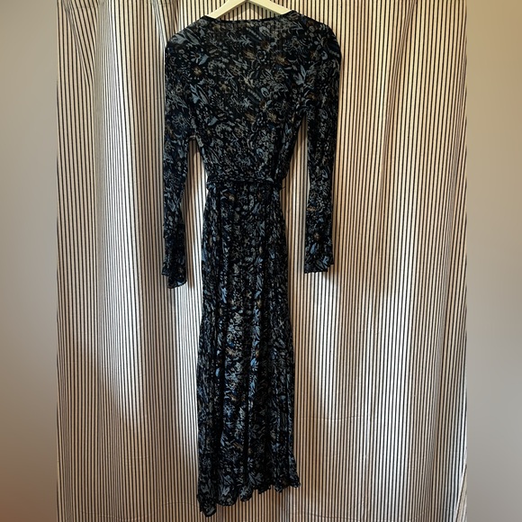 Floral blue maxi dress - Picture 7 of 8